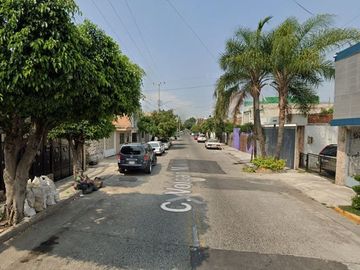 Sk16 - Casa En Remate Bancario En C. Volcan Malinche, Huentitan, Guadalajara, Jalisco (65% Debajo Del Valor Comercial Solo Recurso Propio De Contado)