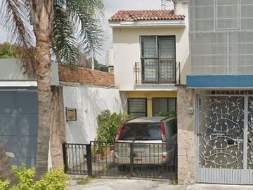 Sk16 - Casa En Remate Bancario En C. Volcan Malinche, Huentitan, Guadalajara, Jalisco (65% Debajo Del Valor Comercial Solo Recurso Propio De Contado)