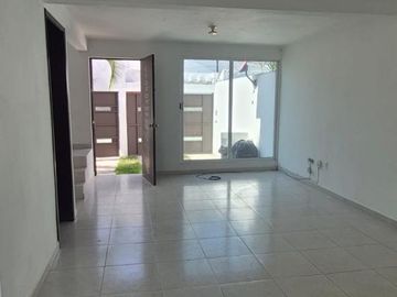 CASA EN VENTA EN COL. OTILIO MONTAÑO