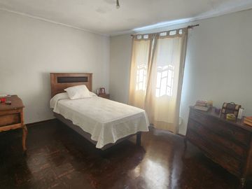 🏡 Casa en Venta en Calle Lenka Franulic, Macul – Excelente Ubicación y Gran Potencial 🏡