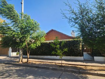 🏡 Casa en Venta en Calle Lenka Franulic, Macul – Excelente Ubicación y Gran Potencial 🏡