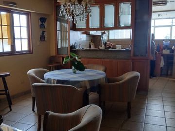 Vive en San Isidro en un Amplio Departamento con Vista Panorámica al Golf