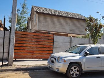 UF 2000 CASA ESQUINA - PADRE HURTADO