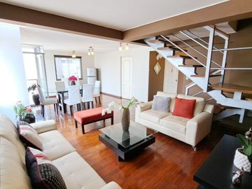 Departamento Duplex Con Balcon Zona Privilegiada Salamanca De Monterrico Ate