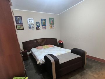 Amplia Casa En Venta – Independencia