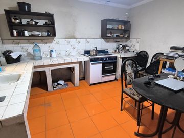 Amplia Casa En Venta – Independencia