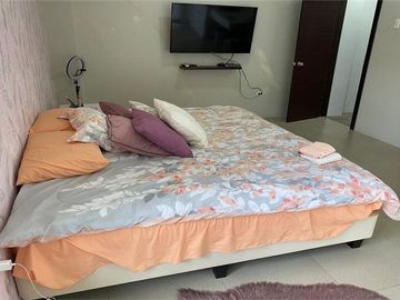 Casa Independiente Con Piscina De Venta Portoviejo Y/T