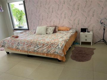 Casa Independiente Con Piscina De Venta Portoviejo Y/T