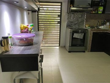 Casa Independiente Con Piscina De Venta Portoviejo Y/T