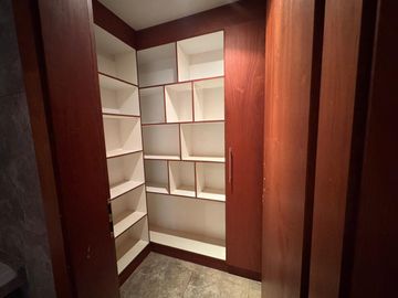 DEPARTAMENTO DE VENTA EN MONTESERRIN