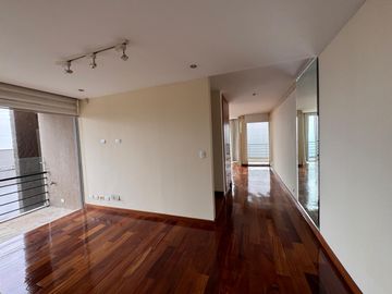 DEPARTAMENTO DE VENTA EN MONTESERRIN