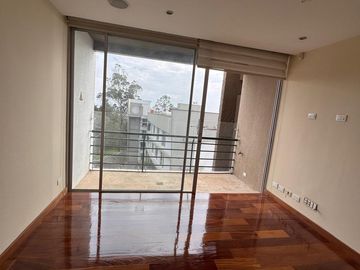 DEPARTAMENTO DE VENTA EN MONTESERRIN