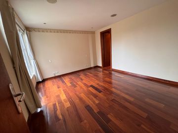 DEPARTAMENTO DE VENTA EN MONTESERRIN