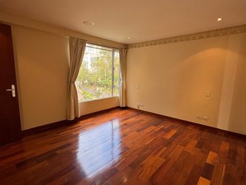 DEPARTAMENTO DE VENTA EN MONTESERRIN