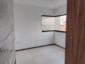 Casa Nueva en Venta en Lomas de Juriquilla 4 rec c/u con baño