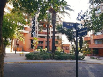 DUPLEX, MARDOQUEO FERNANDEZ / SAN PIO X, PROVIDENCIA, 1D, 1B, ESTACIONAMIENTO, BODEGA Y PISCINA, A PASOS DEL METRO