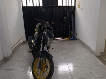 VENTA DE CASA DE 3 PISOS EN SAN JUAN DE LURIGANCHO