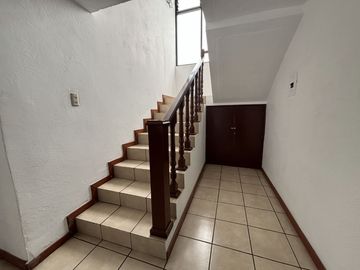Casa en VENTA , Privada sobre Paseo Colón | TOLUCA.