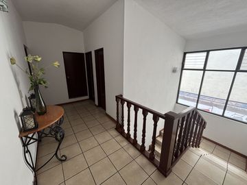 Casa en VENTA , Privada sobre Paseo Colón | TOLUCA.