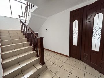 Casa en VENTA , Privada sobre Paseo Colón | TOLUCA.