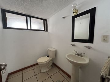Casa en VENTA , Privada sobre Paseo Colón | TOLUCA.