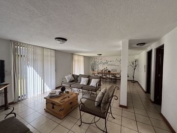 Casa en VENTA , Privada sobre Paseo Colón | TOLUCA.