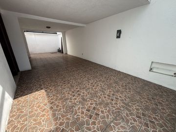 Casa en VENTA , Privada sobre Paseo Colón | TOLUCA.
