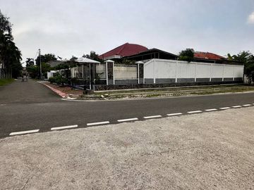Dijual Rumah Lingkungan Komplek Hook Jalan Raya Jatiwaringin, Cipinang Melayu Jakarta Timur [AR078]