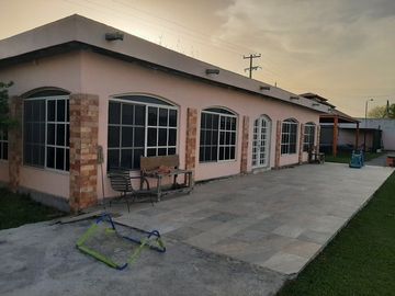 QUINTA EN VENTA EN CADEREYTA JIMENEZ NUEVO LEON, ZONA FRACC PRIVADO BELLO HORIZONTE, TERRENO 3328 m2, A 15 MIN DE AV ELOY CAVAZOS Y C JUAREZ SAN MATEO