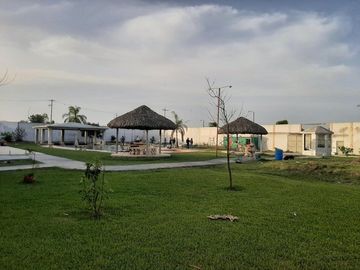QUINTA EN VENTA EN CADEREYTA JIMENEZ NUEVO LEON, ZONA FRACC PRIVADO BELLO HORIZONTE, TERRENO 3328 m2, A 15 MIN DE AV ELOY CAVAZOS Y C JUAREZ SAN MATEO