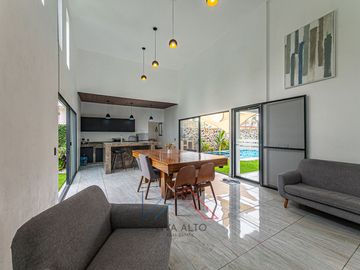 Casa Nueva de 1 Nivel con Alberca y Jacuzzi_oaxtepec/ Cocoyoc Morelos