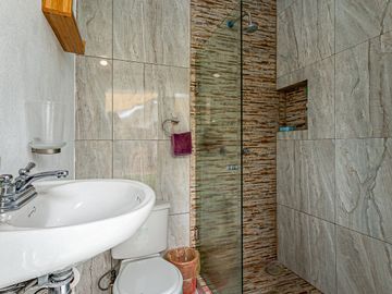 Casa Nueva de 1 Nivel con Alberca y Jacuzzi_oaxtepec/ Cocoyoc Morelos