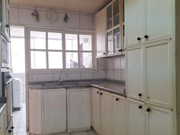 SE VENDE DEPARTAMENTO FRENTE A LARCOMAR MIRAFLORES