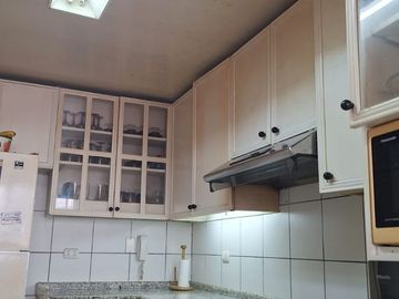 SE VENDE DEPARTAMENTO FRENTE A LARCOMAR MIRAFLORES