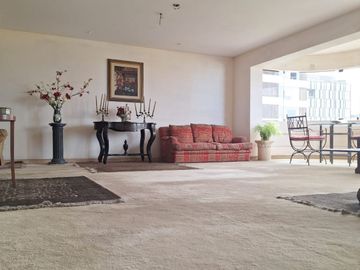 SE VENDE DEPARTAMENTO FRENTE A LARCOMAR MIRAFLORES