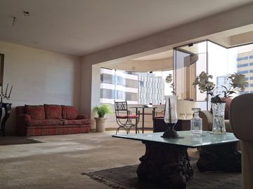 SE VENDE DEPARTAMENTO FRENTE A LARCOMAR MIRAFLORES