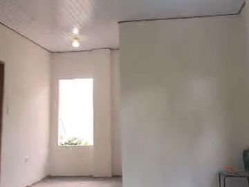HOUSE AND LOT FOR SALE IN TAGAYTAY