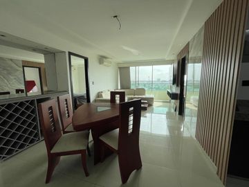 En venta departamento de dos dormitorios en Urb.La Vista Towers.(JP)