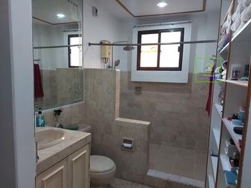 4-STOREY TOWNHOUSE FOR SALE IN SAN JUAN CITY