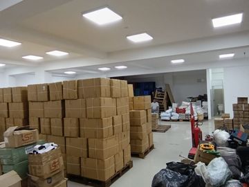 ALQUILER DE LOCAL ALMACEN