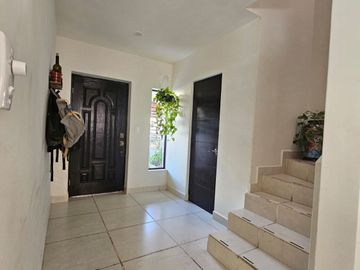 Se vende casa en  Fraccionamiento de Cabo San Lucas BCS.