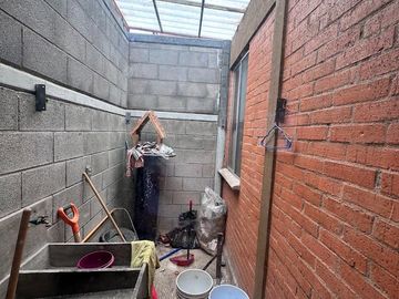 VENTA DE CASA EN JARDINES DEL RIO DE 3 RECAMARAS