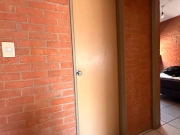 VENTA DE CASA EN JARDINES DEL RIO DE 3 RECAMARAS