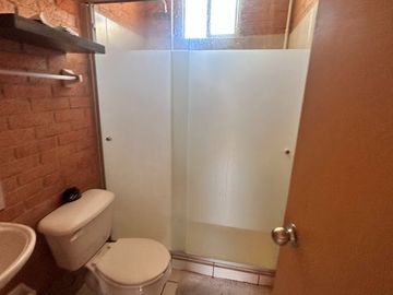 VENTA DE CASA EN JARDINES DEL RIO DE 3 RECAMARAS