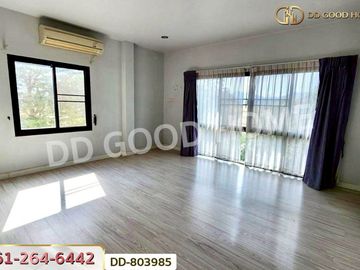 DD-803985 Land with buildings, Pa Mat 1 rai 345.5 sq w., Phrae, near Pa Mat Municipality Kindergarten