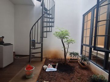 Rumah siap huni  minimalis di cempaka putih jakarta pusat