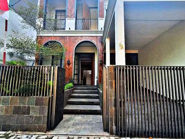 Rumah siap huni  minimalis di cempaka putih jakarta pusat