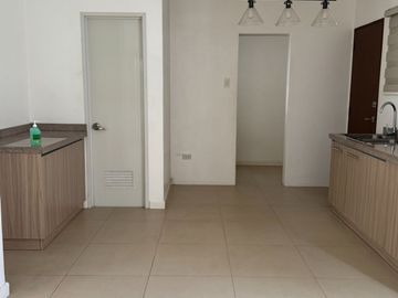 Ridgeview Estates Nuvali Daphne Model, LA 175 sqm, TFA 117 sqm, 2 bedroom 2 parking for sale
