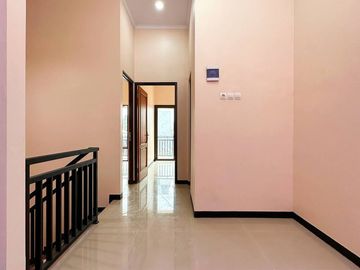Rumah Cijantung Pasar Rebo, Baru 2 LANTAI Mewah Murah di Jaktim Kota Jakarta Timur (APS) Jual Dijual