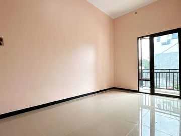 Rumah Cijantung Pasar Rebo, Baru 2 LANTAI Mewah Murah di Jaktim Kota Jakarta Timur (APS) Jual Dijual